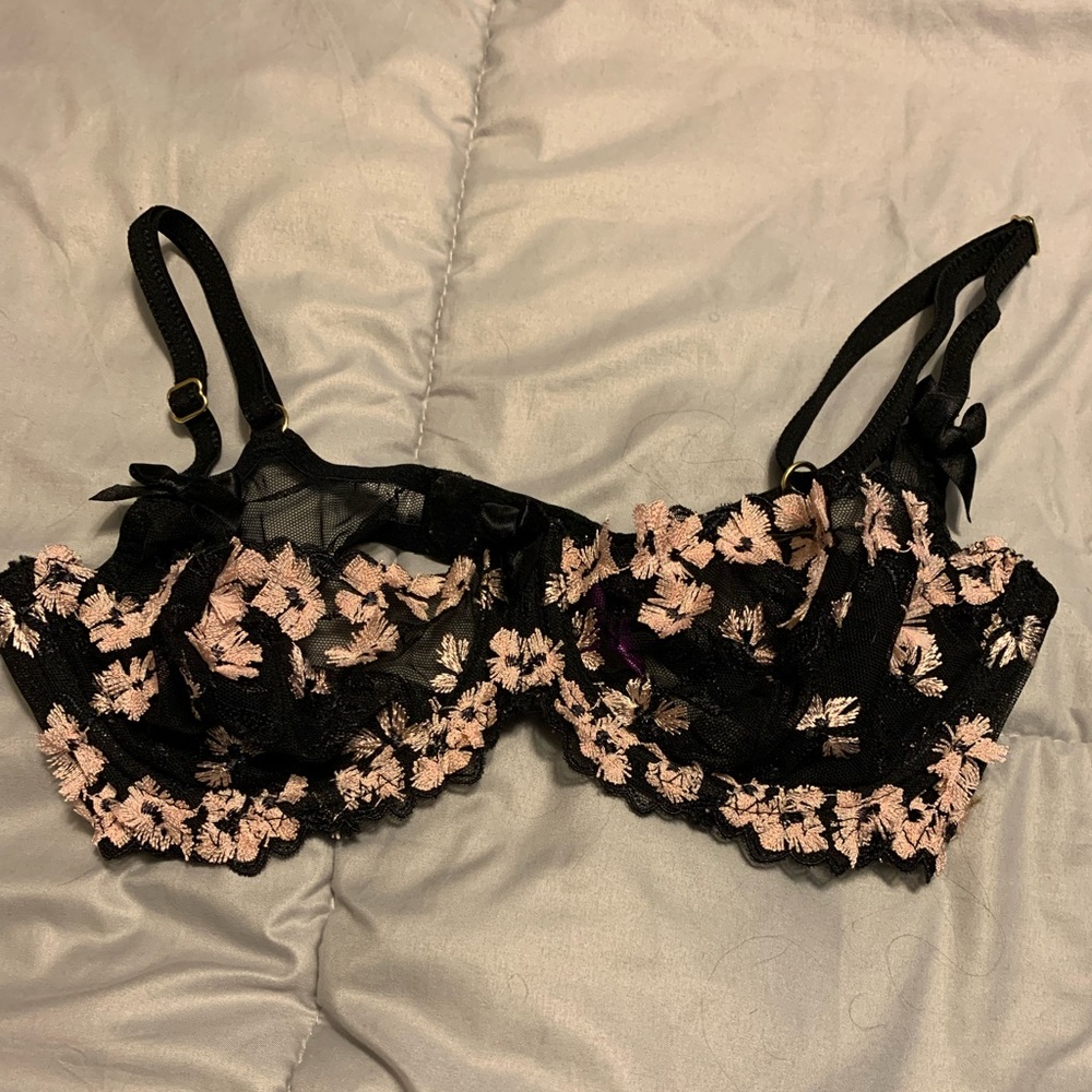 ❤️💗 Sexy bra in time for Valentines! 💗❤️